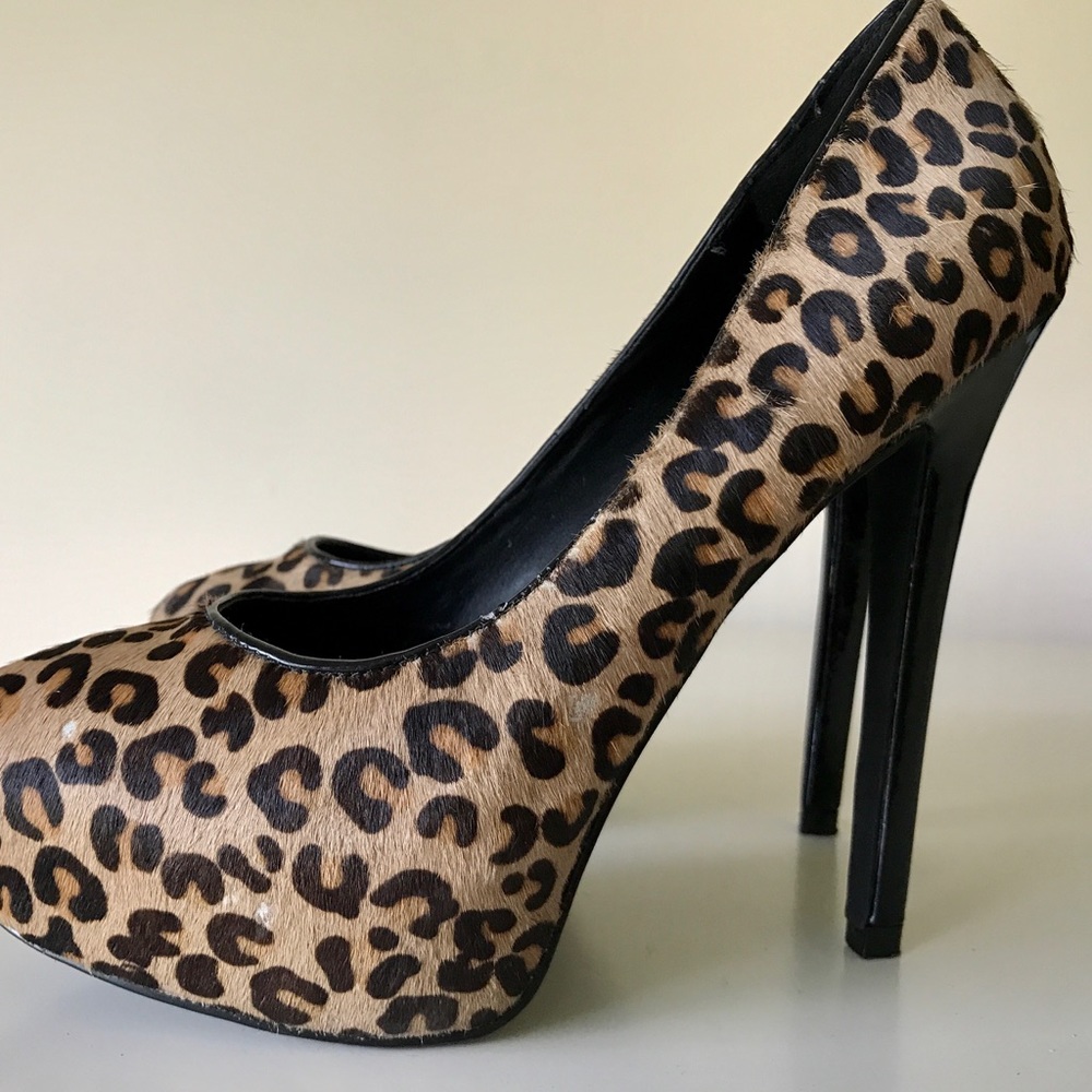Leopard  print heels